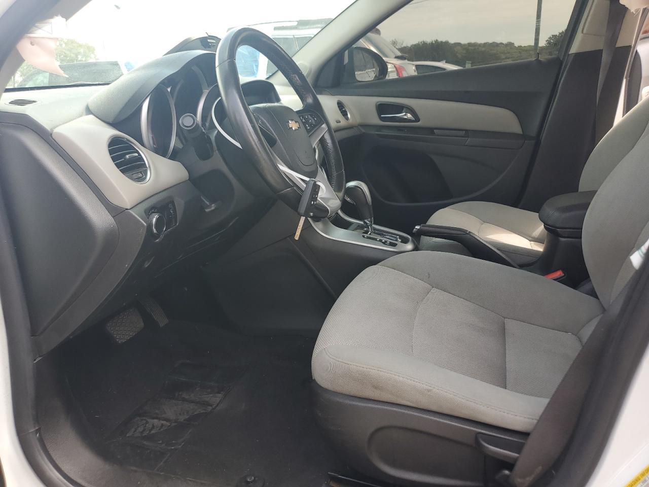 2013 Chevrolet Cruze Lt - Image 7