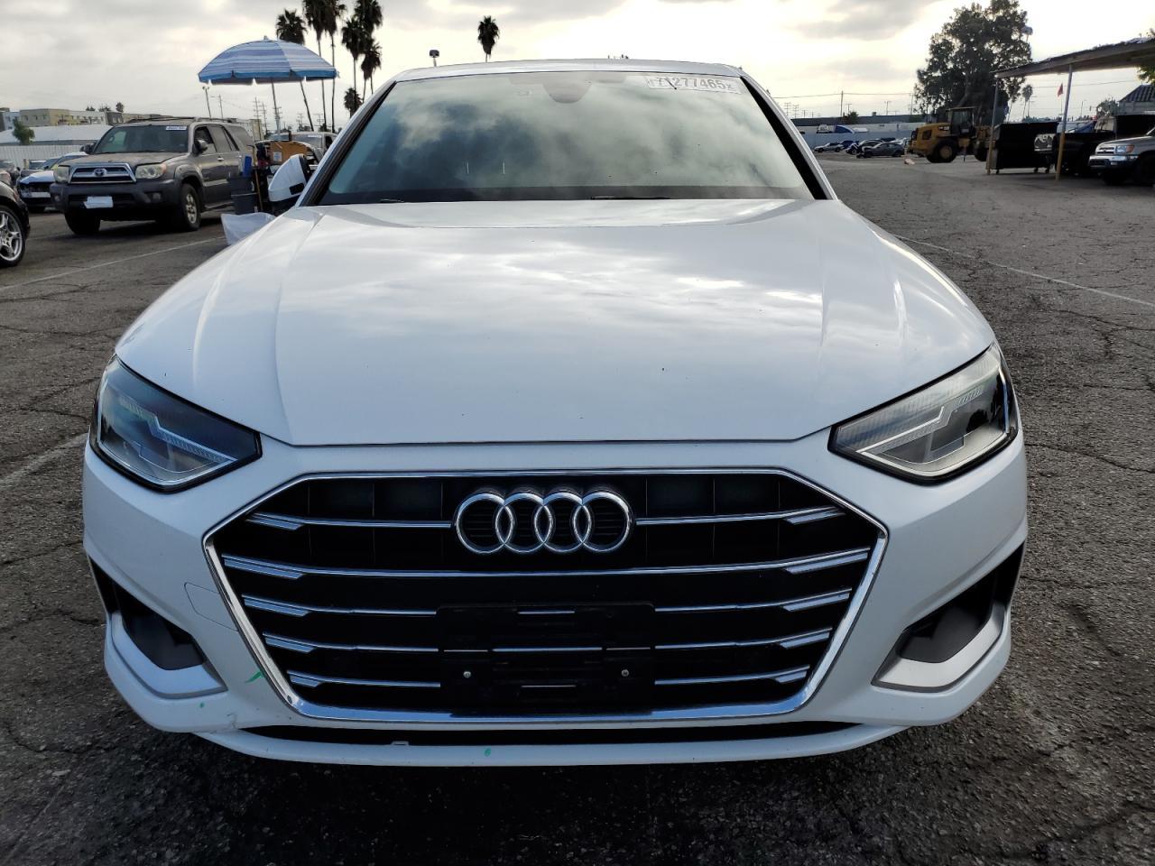2020 Audi A4 Premium - Фото 5