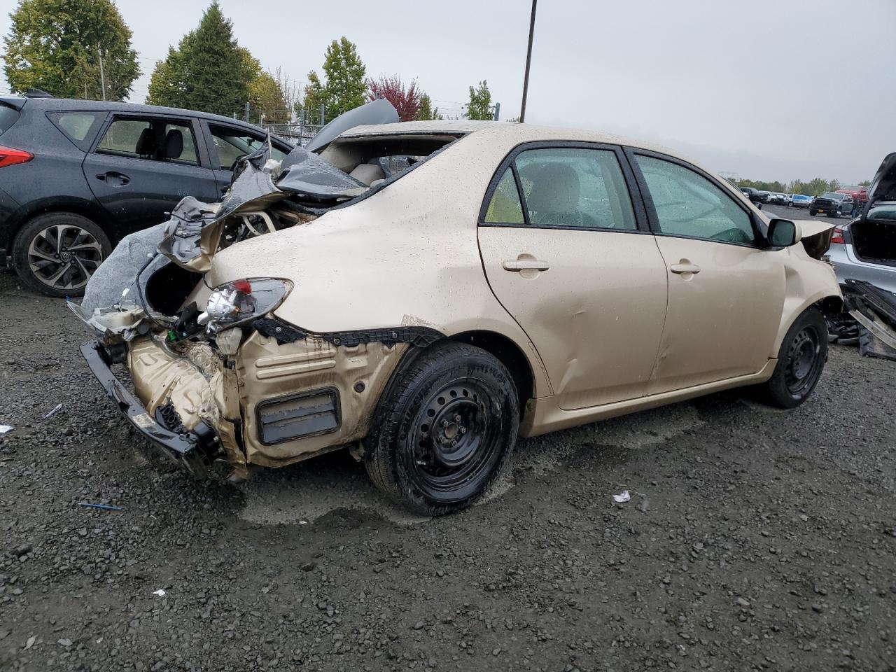 2011 Toyota Corolla Base - Фото 3