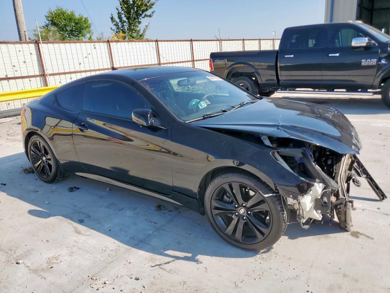 2010 Hyundai Genesis Coupe 2.0T - Фото 4