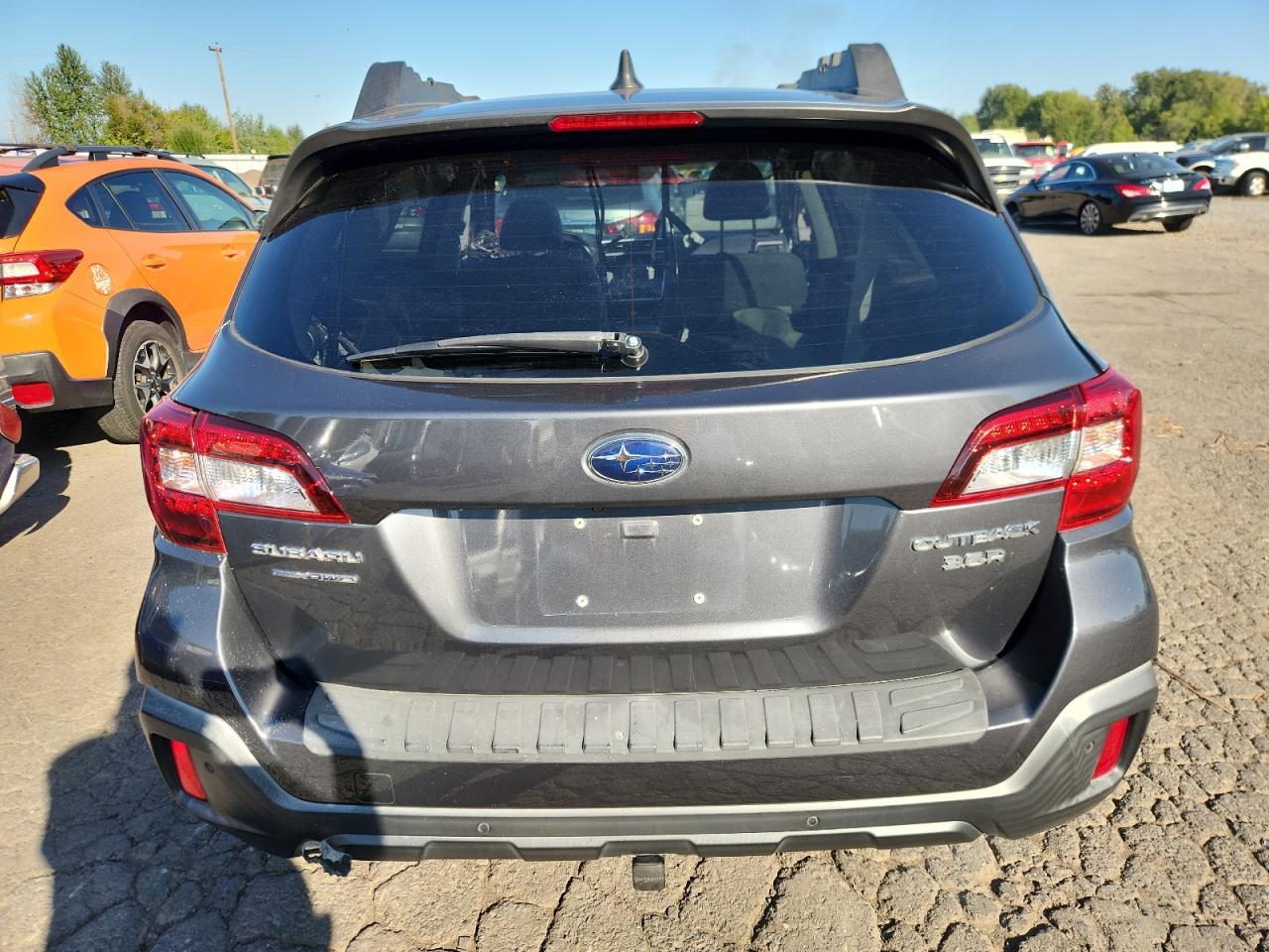 2019 Subaru Outback 3.6R Limited - Фото 6