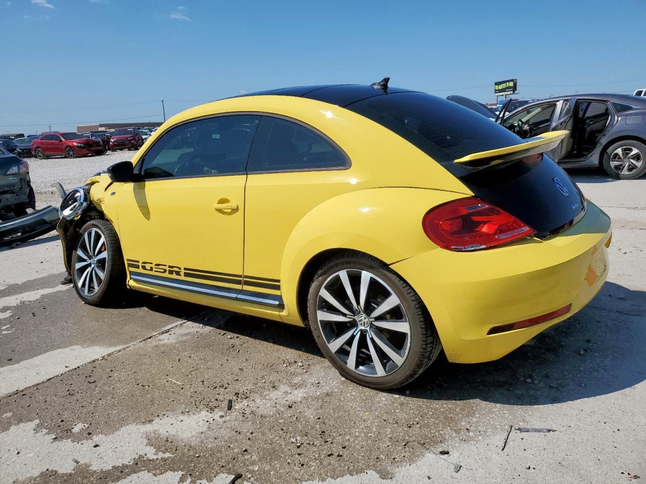 2014 Volkswagen Beetle Turbo - Фото 2