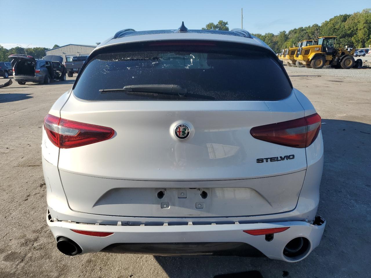 2020 Alfa Romeo Stelvio - Фото 6