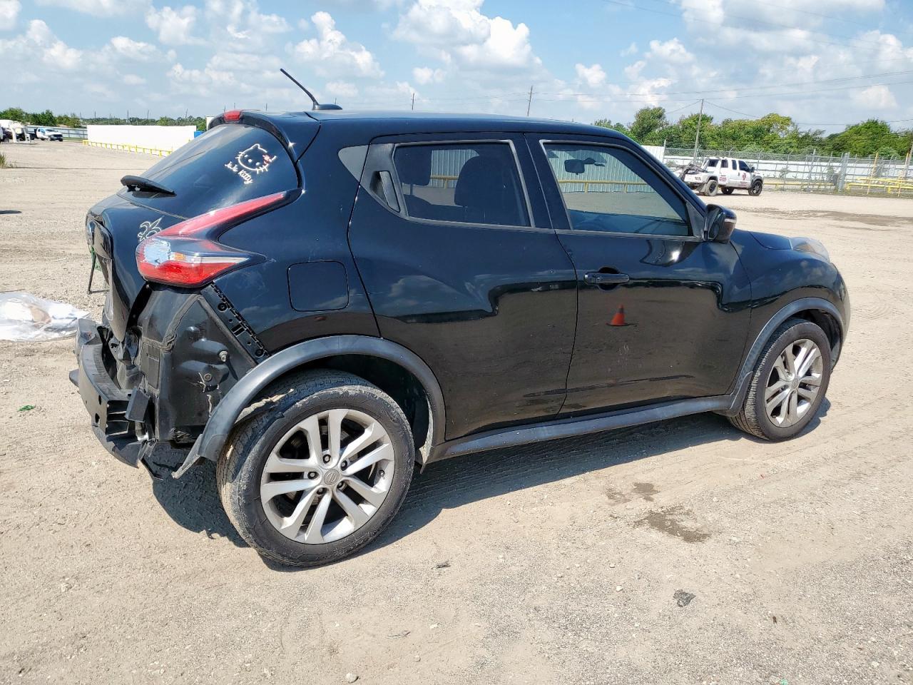 2015 Nissan Juke S - Фото 3
