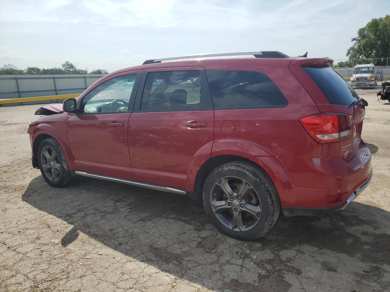 2017 Dodge Journey Crossroad - Image 2