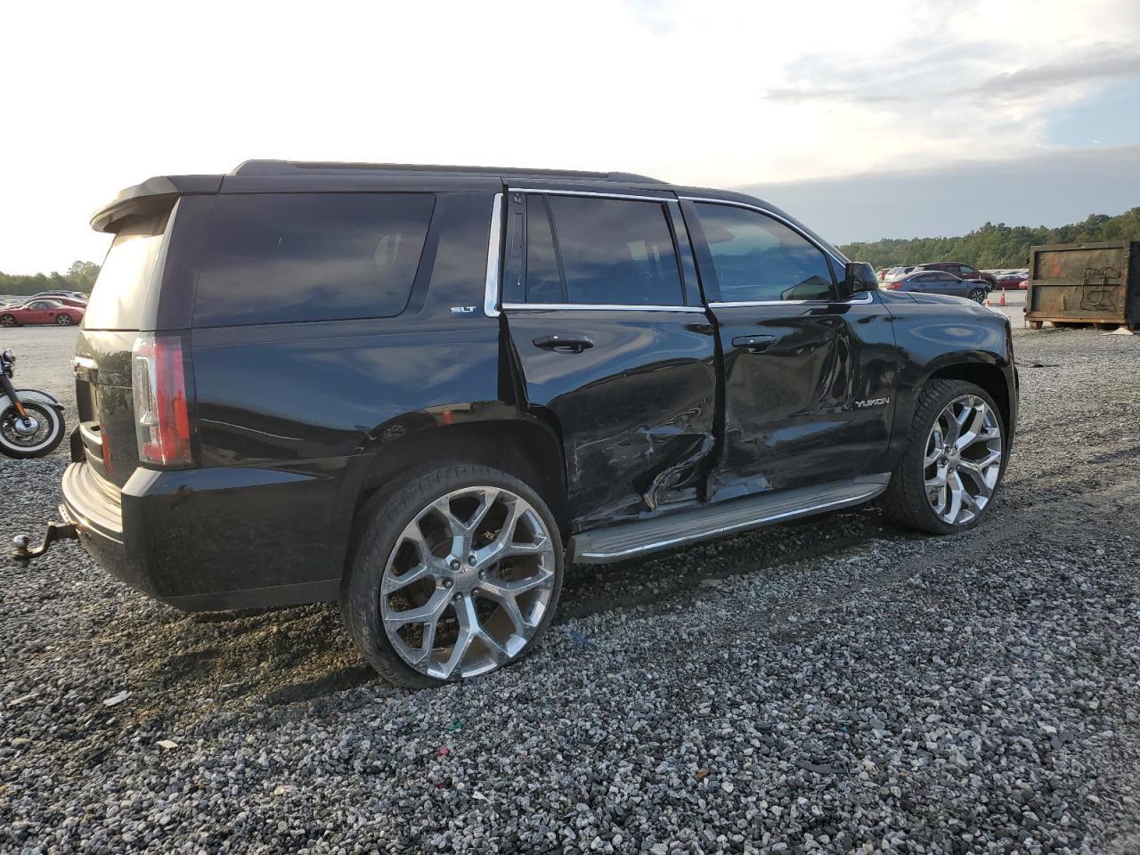 2015 GMC Yukon Slt - Фото 3
