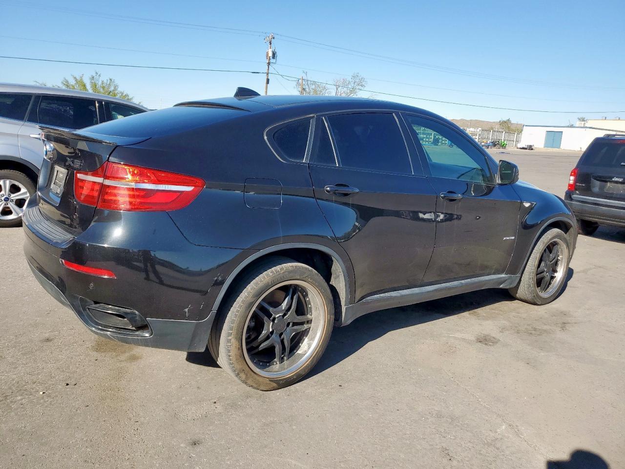 2013 BMW X6 xDrive50I - Image 3