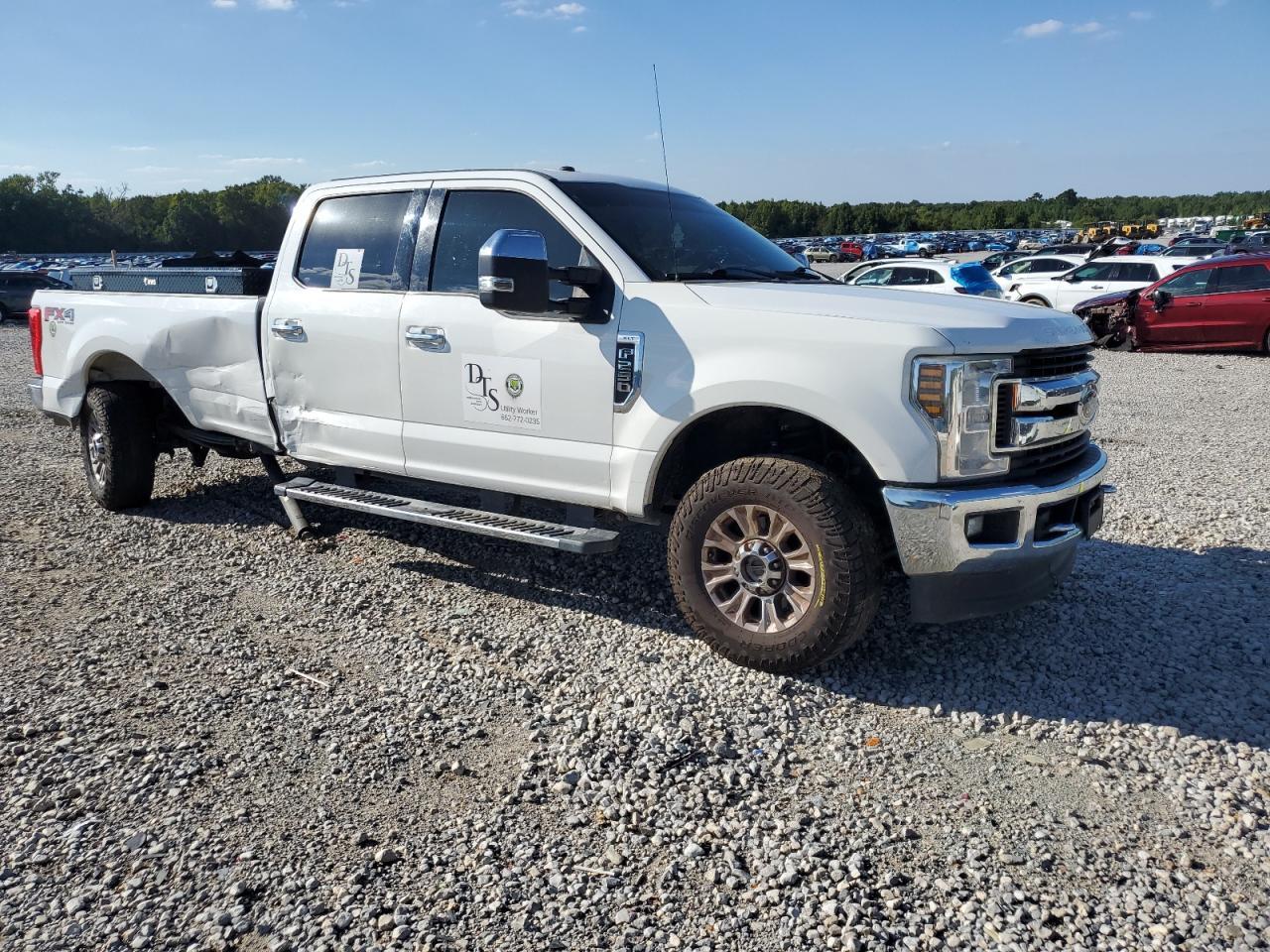 2019 Ford F250 Super Duty - Фото 4