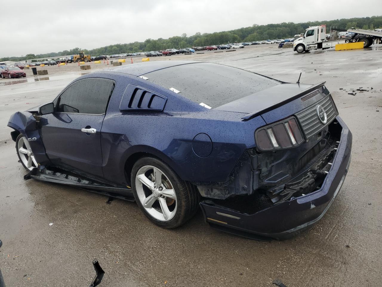 2011 Ford Mustang Gt - Фото 2