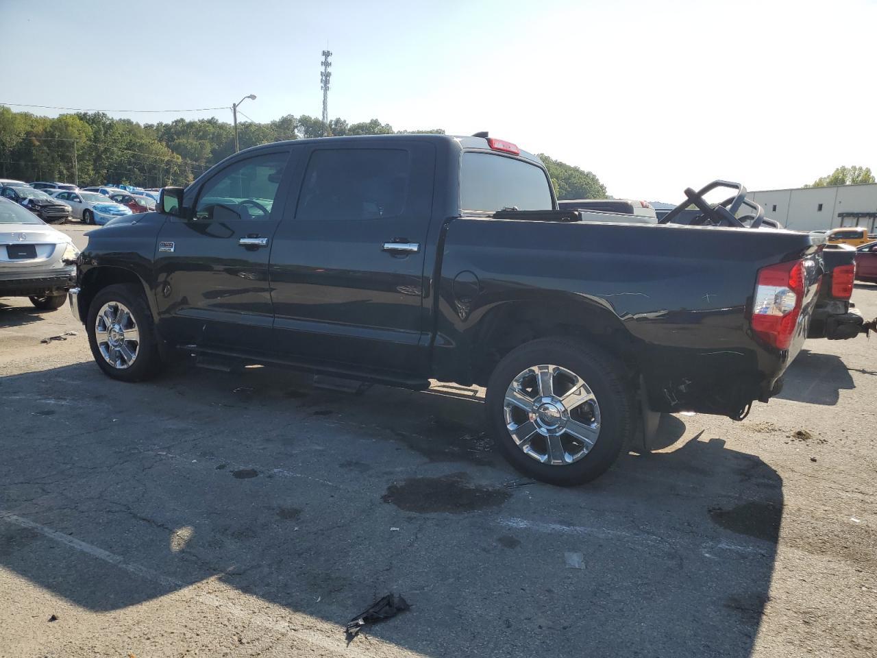 2021 Toyota Tundra Crewmax 1794 - Фото 2
