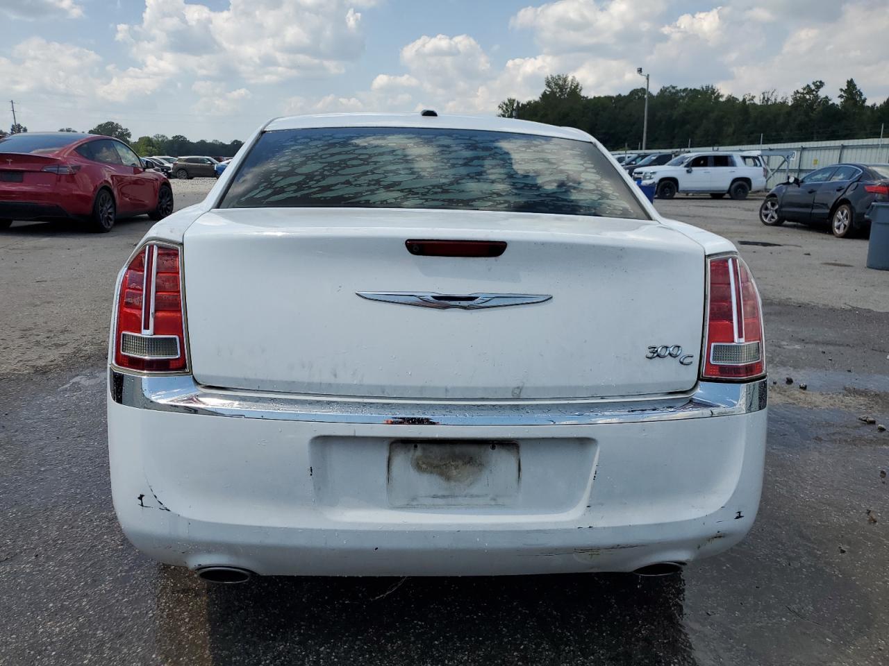 2013 Chrysler 300C - Фото 6