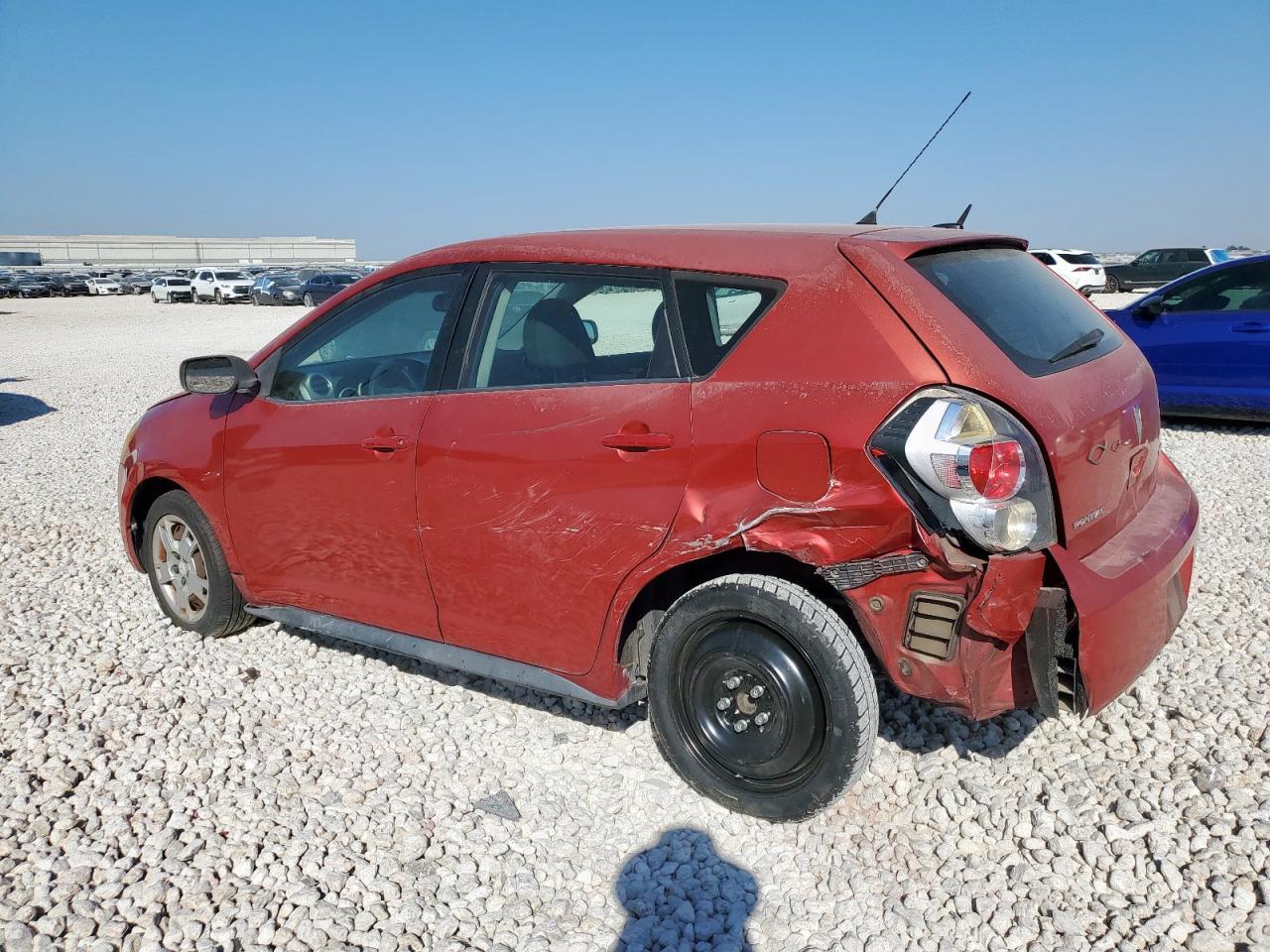 2009 Pontiac Vibe - Фото 2