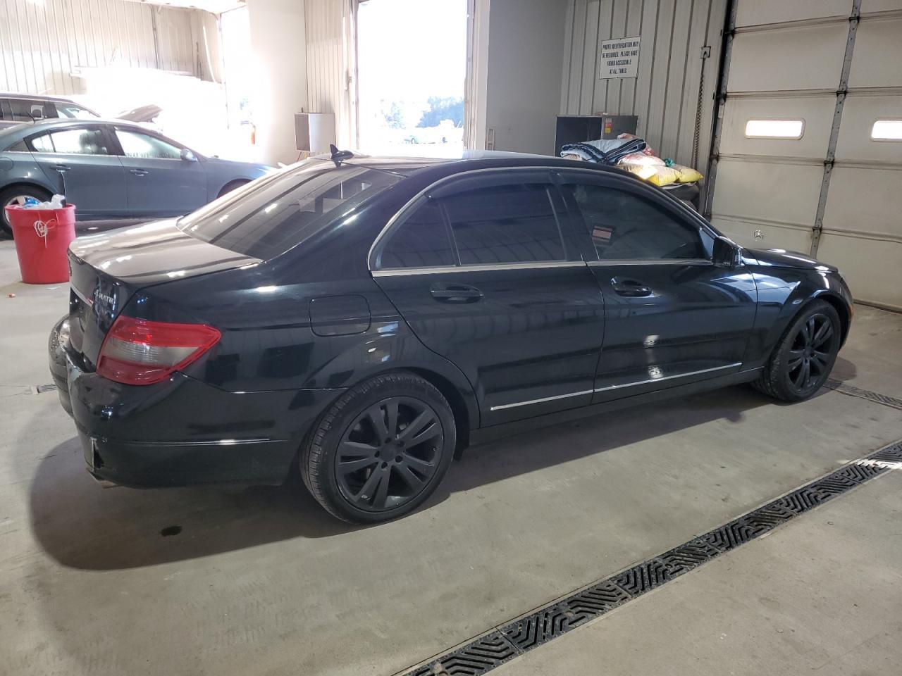 2011 Mercedes-Benz C 300 4Matic - Image 3