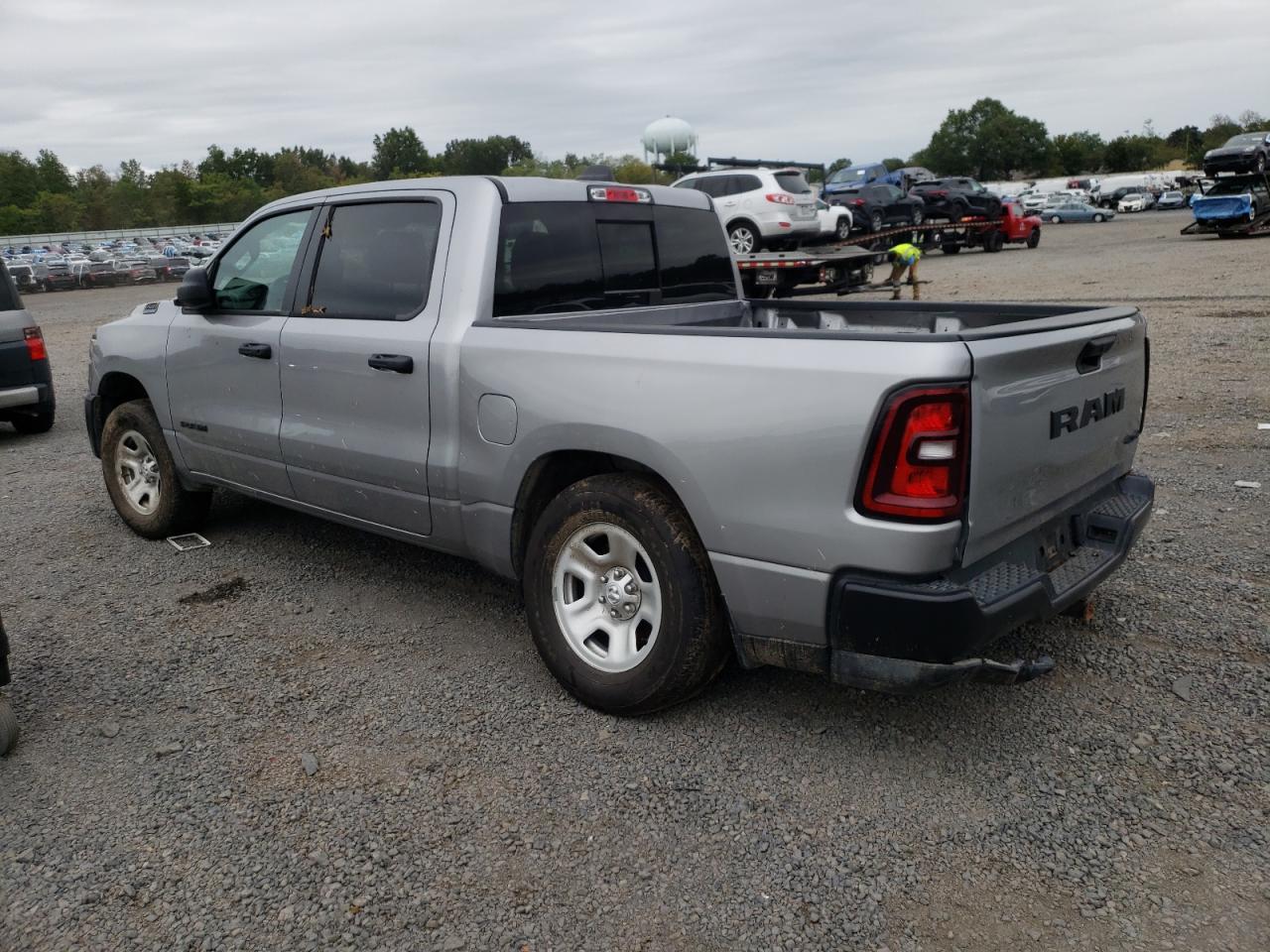 2025 Ram 1500 Tradesman - Фото 2