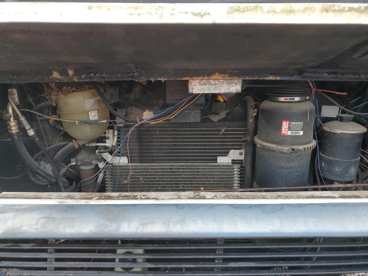 2005 Ford F550 Super Duty Stripped Chassis - Фото 7