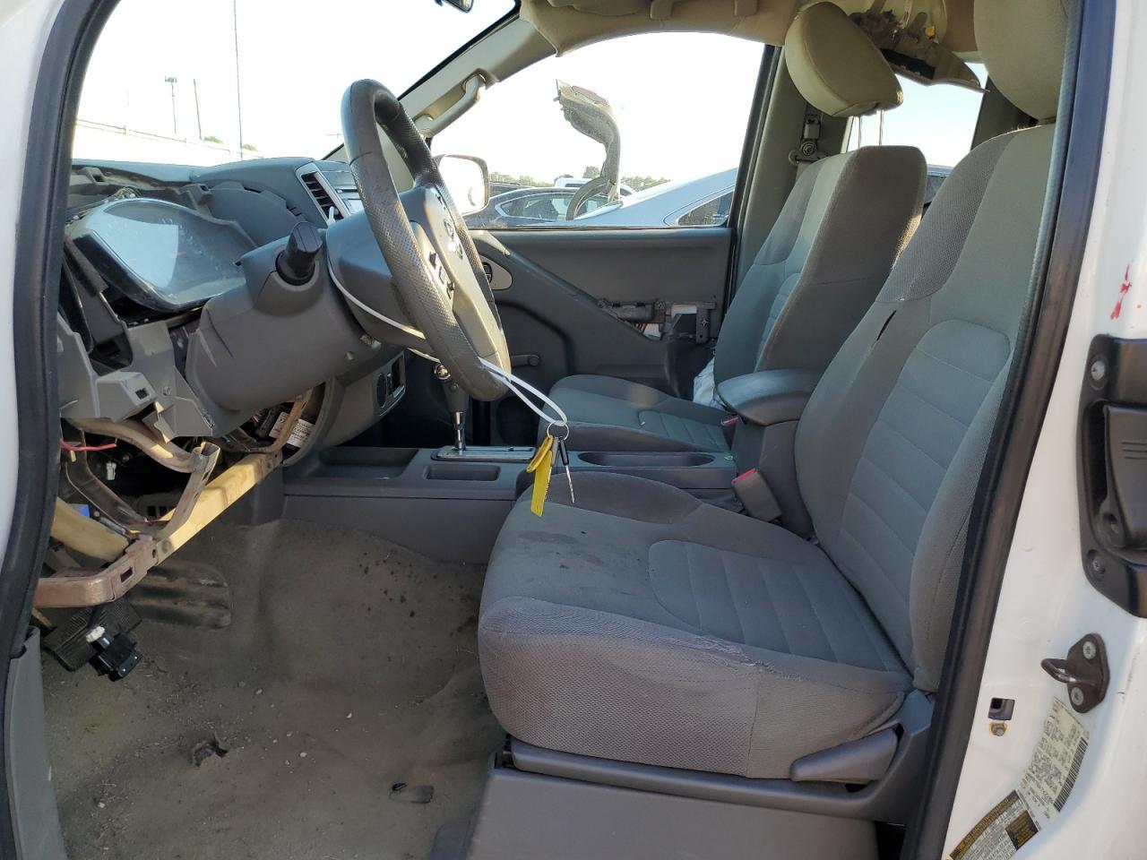 2016 Nissan Frontier S - Фото 7