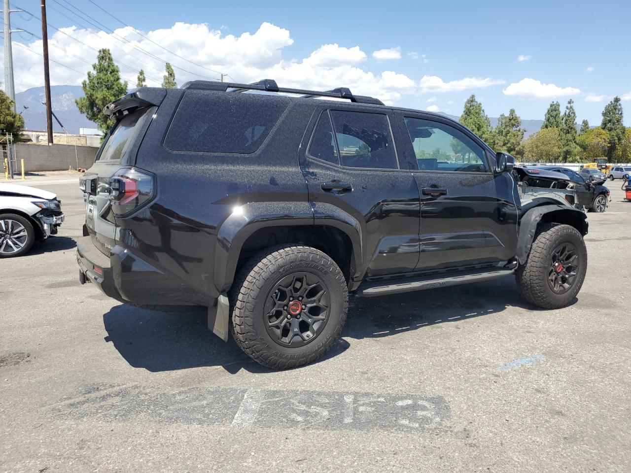 2025 Toyota 4Runner Limited - Image 3
