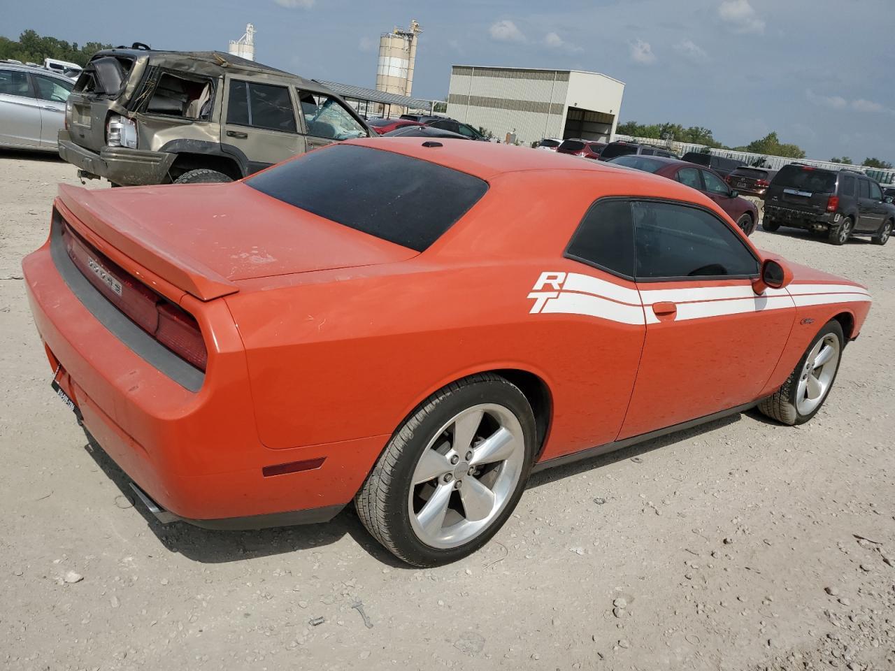 2013 Dodge Challenger R/T - Image 3