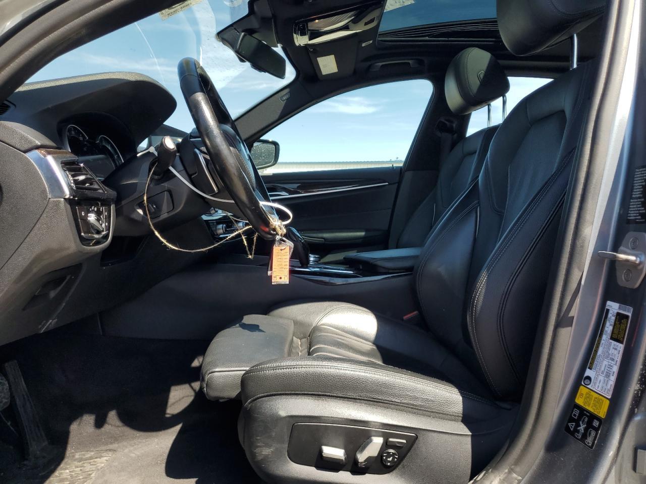 2017 BMW 530 Xi - Фото 7