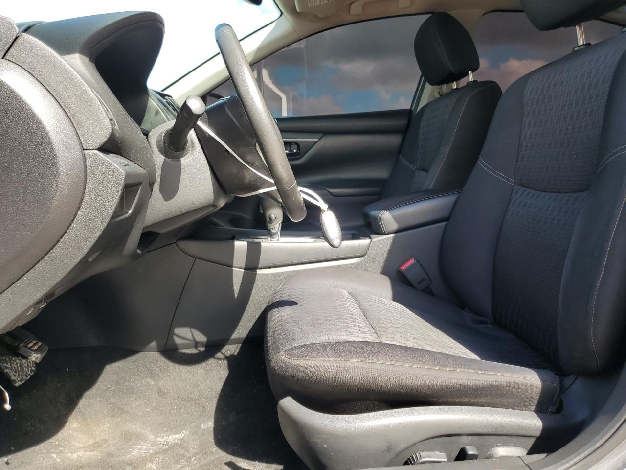 2016 Nissan Altima 2.5 - Фото 7
