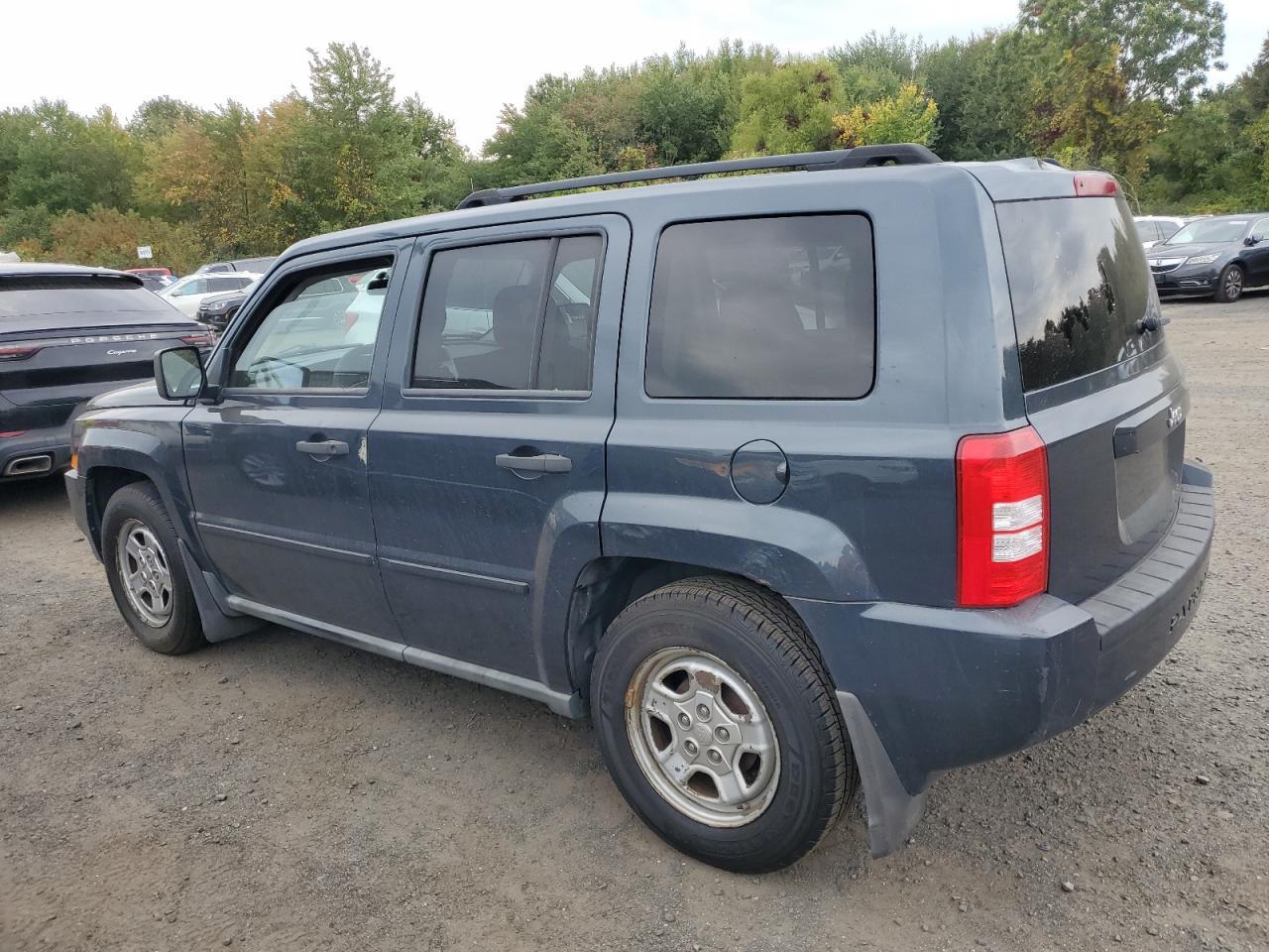 2008 Jeep Patriot Sport - Image 2