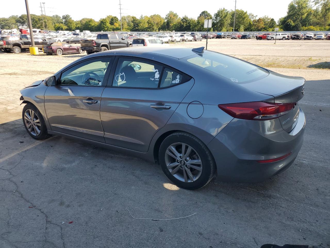 2018 Hyundai Elantra Sel - Image 2