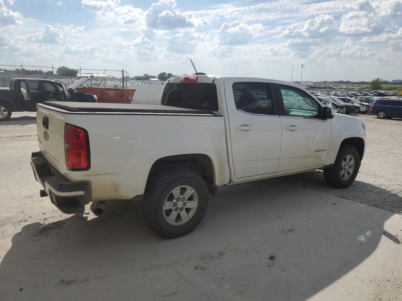 2016 Chevrolet Colorado - Image 3