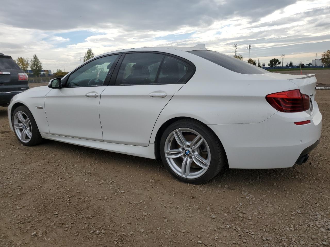 2016 BMW 528 Xi - Фото 2
