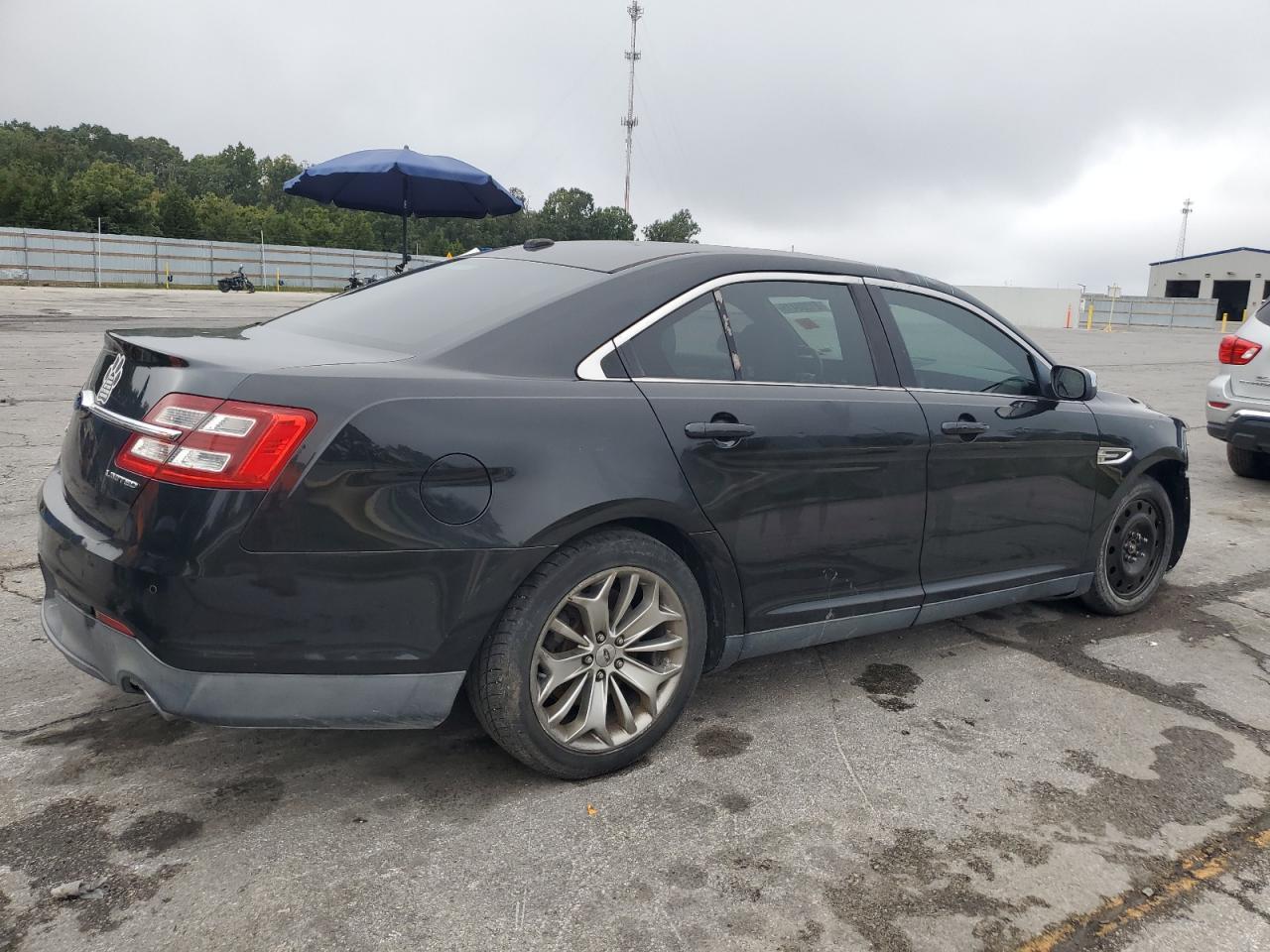 2013 Ford Taurus Limited - Фото 3