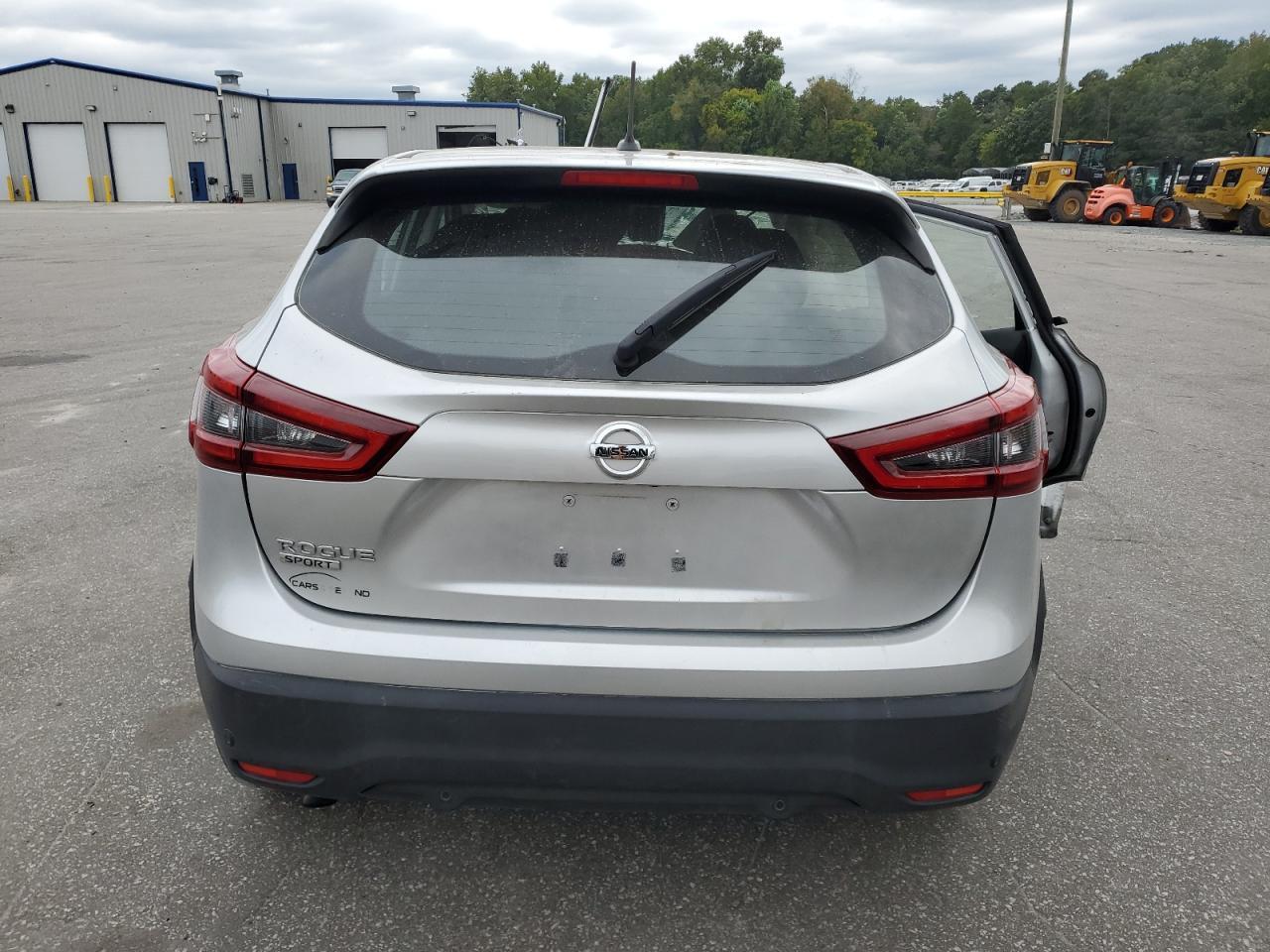 2020 Nissan Rogue Sport S - Фото 6