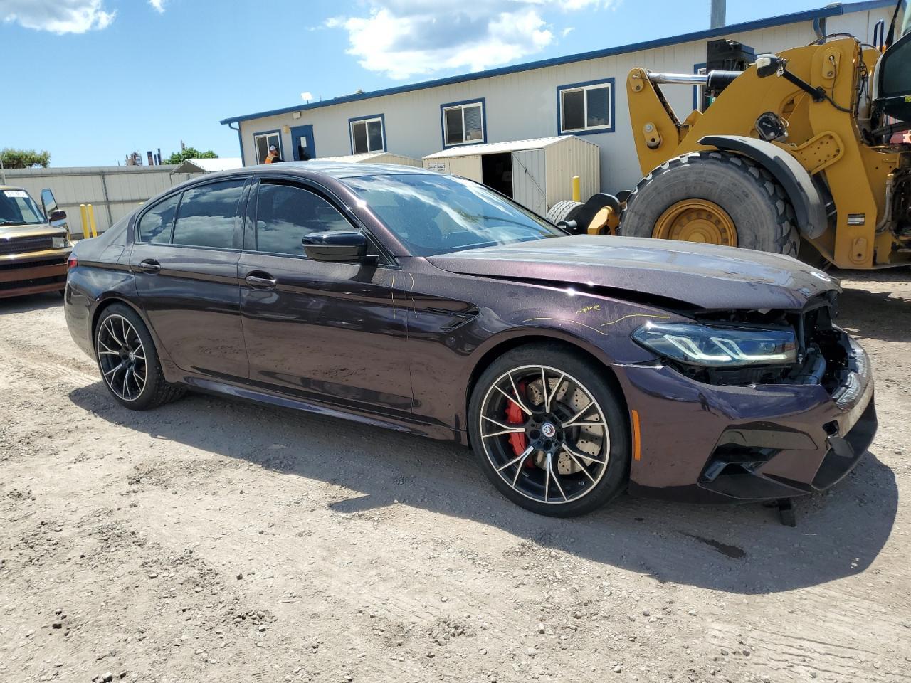 2022 BMW M5 - Фото 4