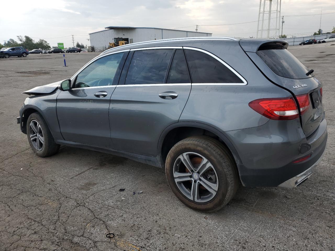 2017 Mercedes-Benz Glc 300 - Image 2