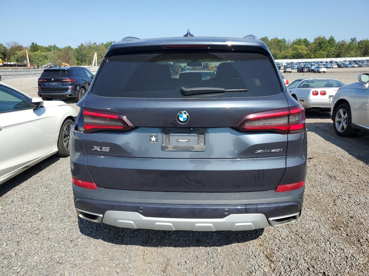 2022 BMW X5 xDrive40I - Image 6