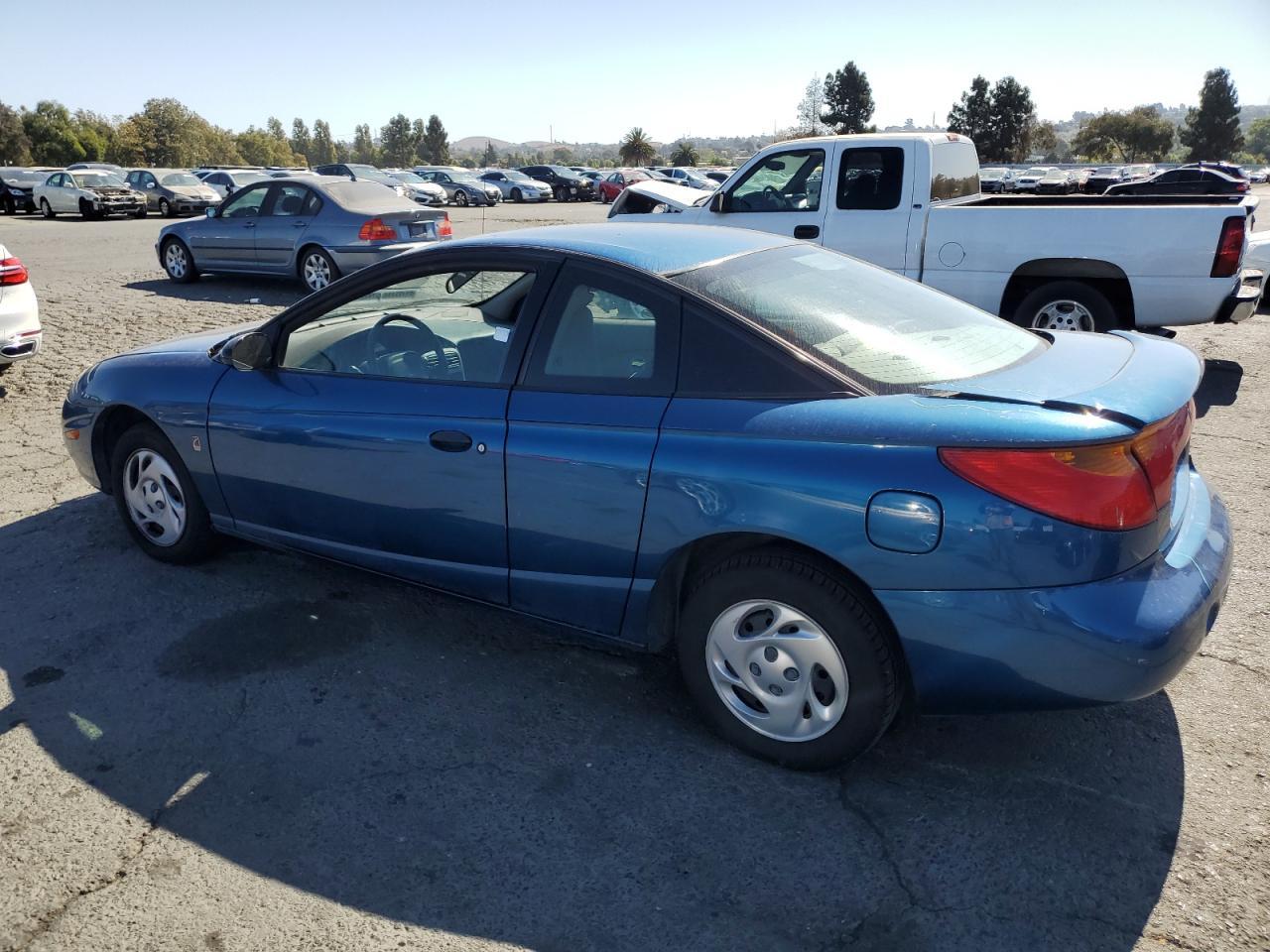 2001 Saturn Sc1 - Image 2