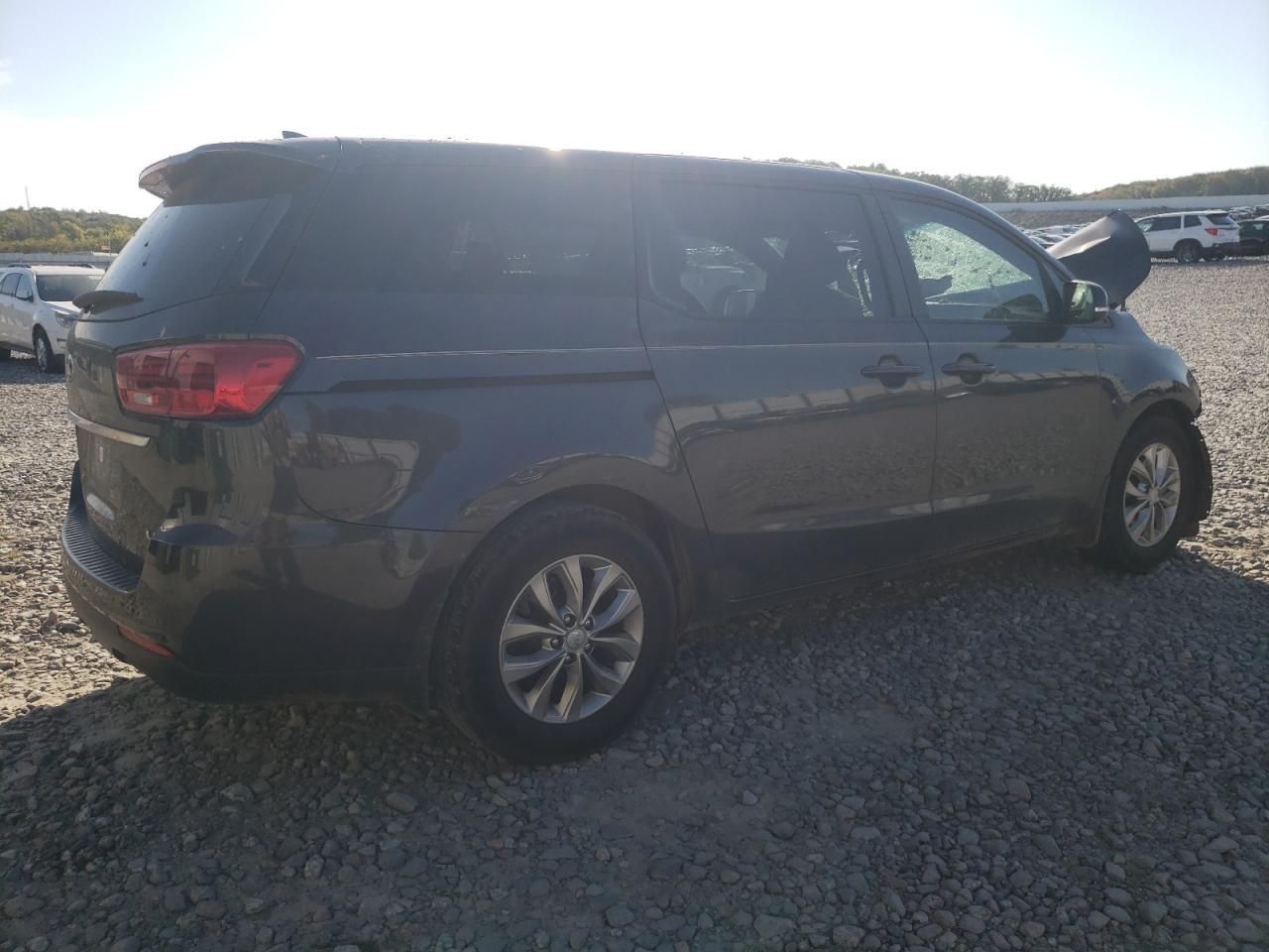 2021 Kia Sedona Lx - Фото 3