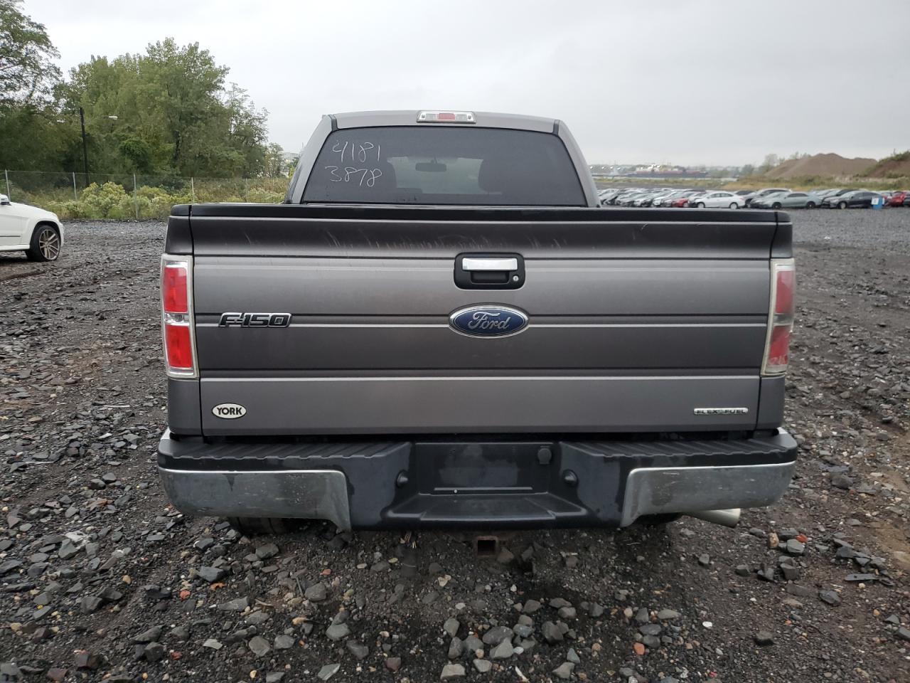 2011 Ford F150 Supercrew - Image 6