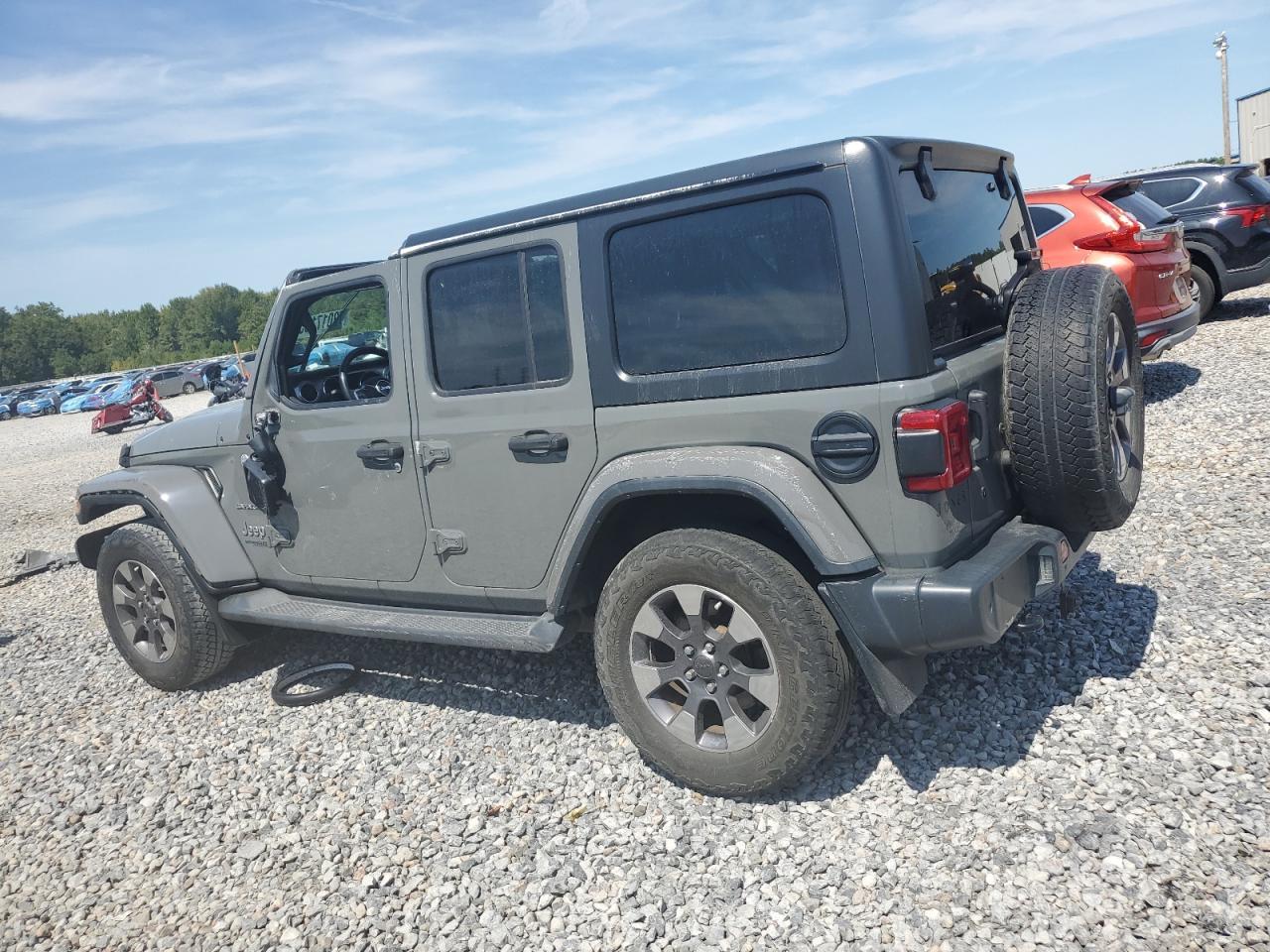 2019 Jeep Wrangler Unlimited Sahara - Image 2