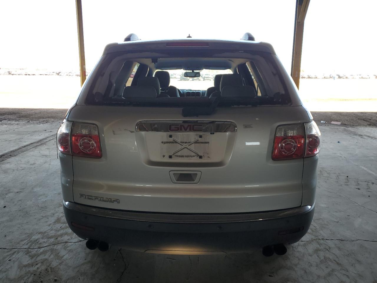 2012 GMC Acadia Sle - Image 6