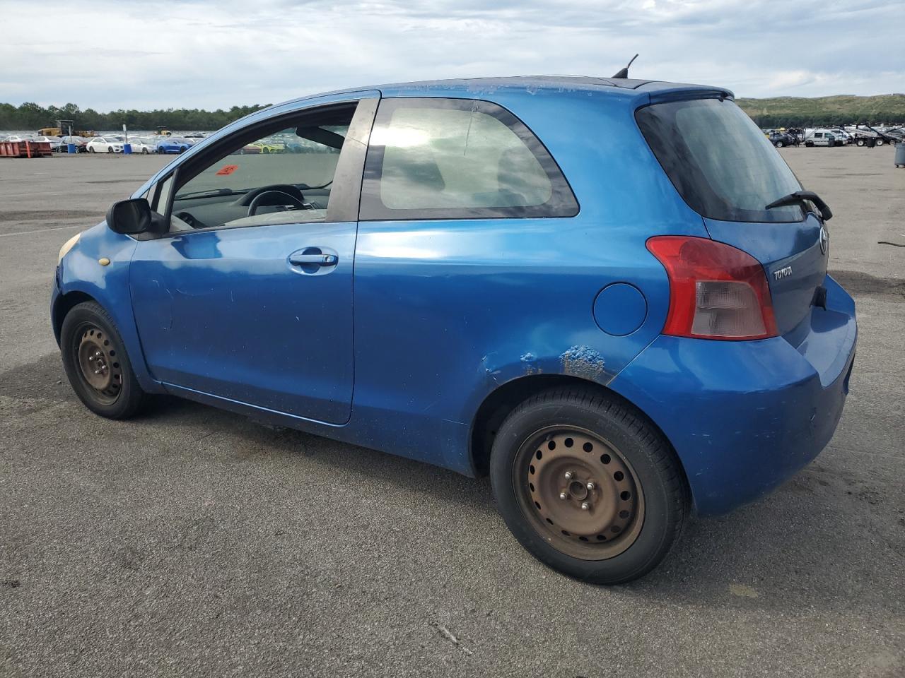 2007 Toyota Yaris - Image 2