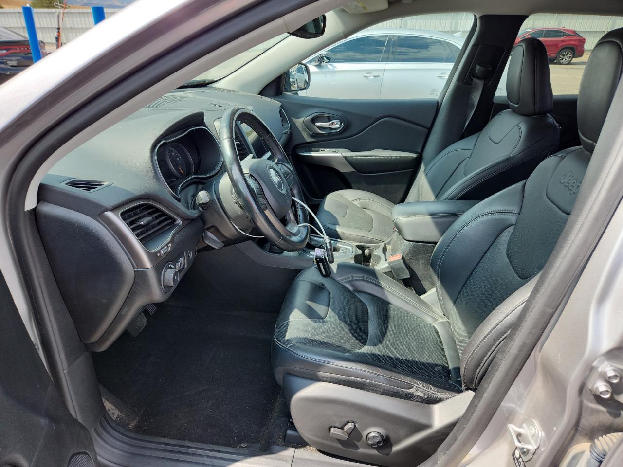 2021 Jeep Cherokee Latitude Lux - Фото 7