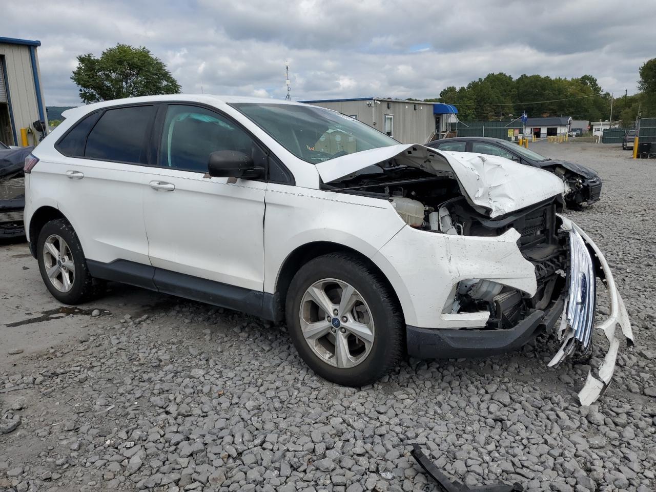 2021 Ford Edge Se - Image 4