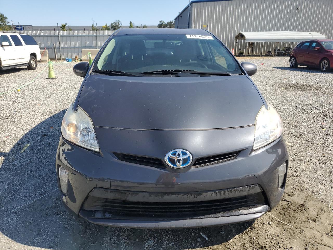 2014 Toyota Prius Two - Фото 5