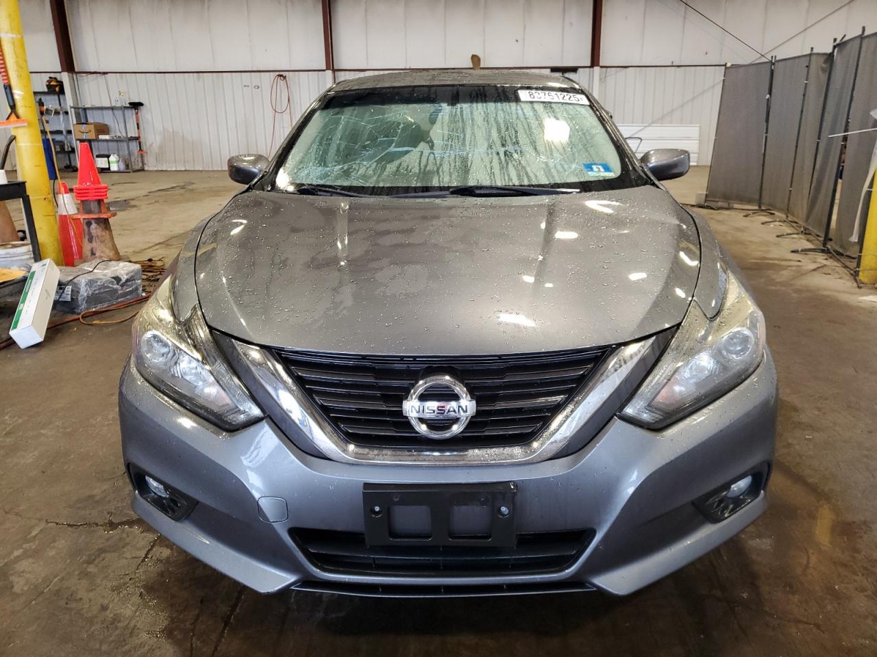 2016 Nissan Altima 2.5 Sr - Image 5