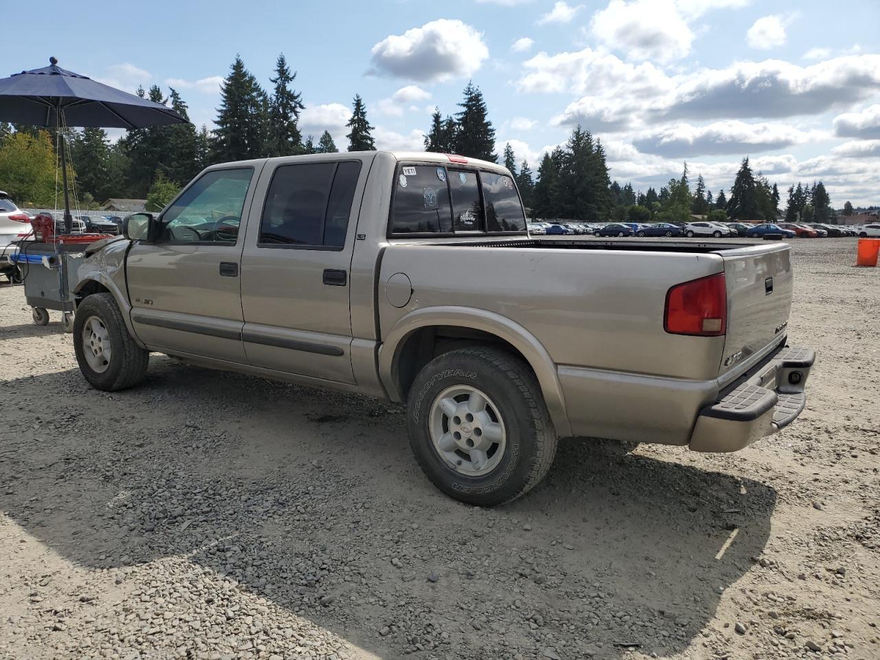 2004 Chevrolet S Truck S10 - Image 2