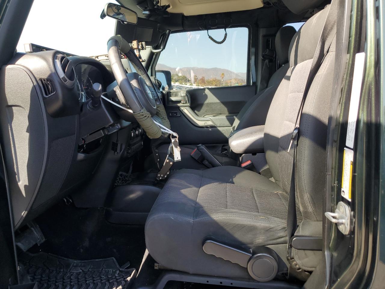 2011 Jeep Wrangler Unlimited Sport - Фото 7