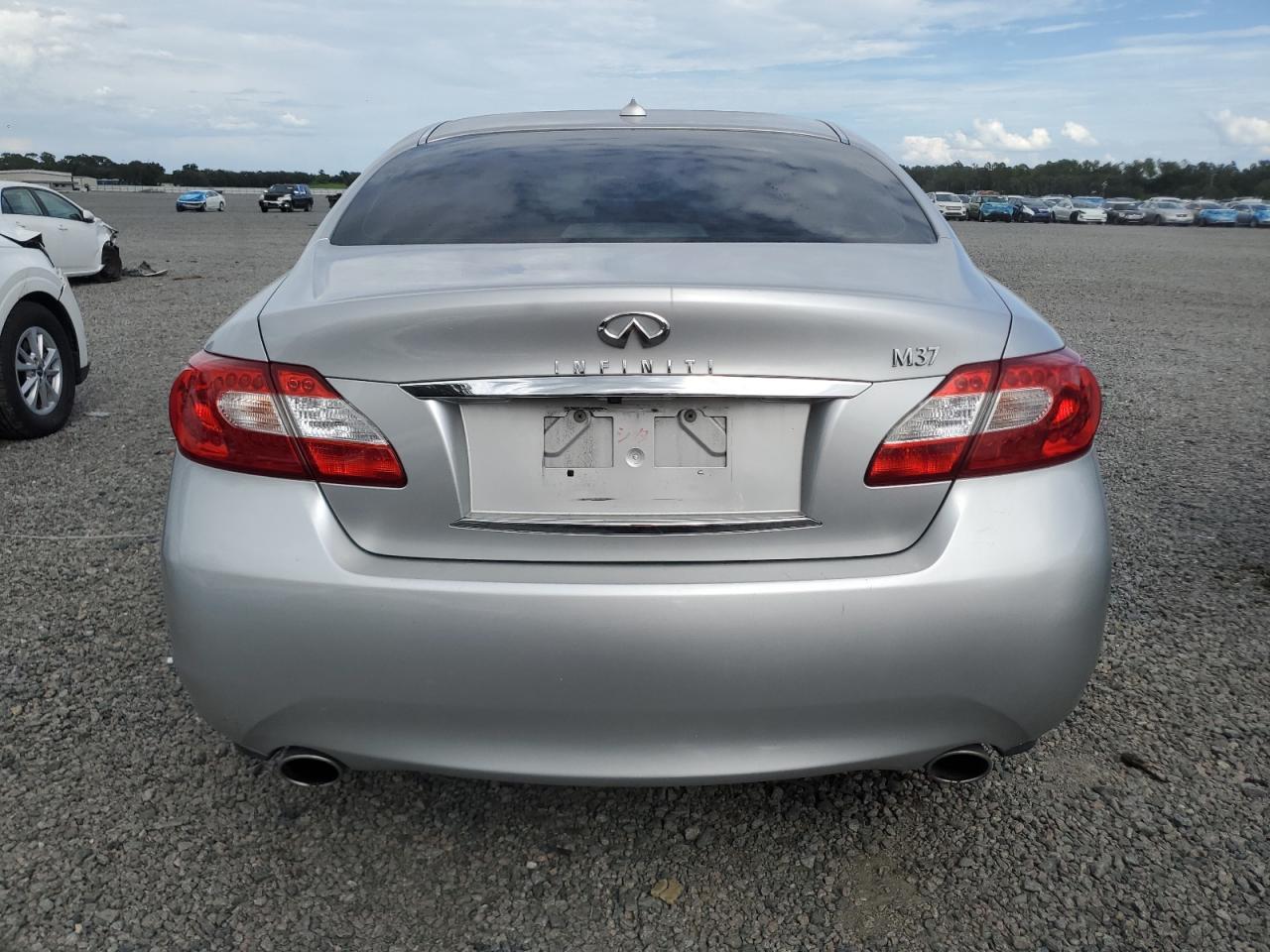 2012 Infiniti M37 - Фото 6