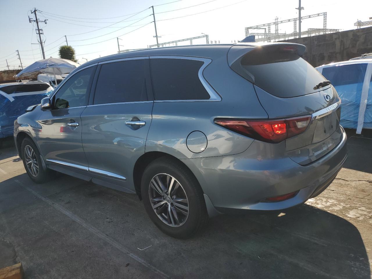 2018 Infiniti Qx60 - Image 2
