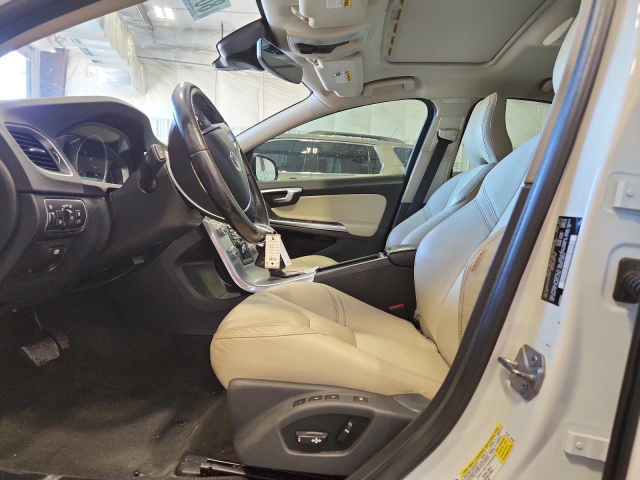 2017 Volvo S60 - Фото 7