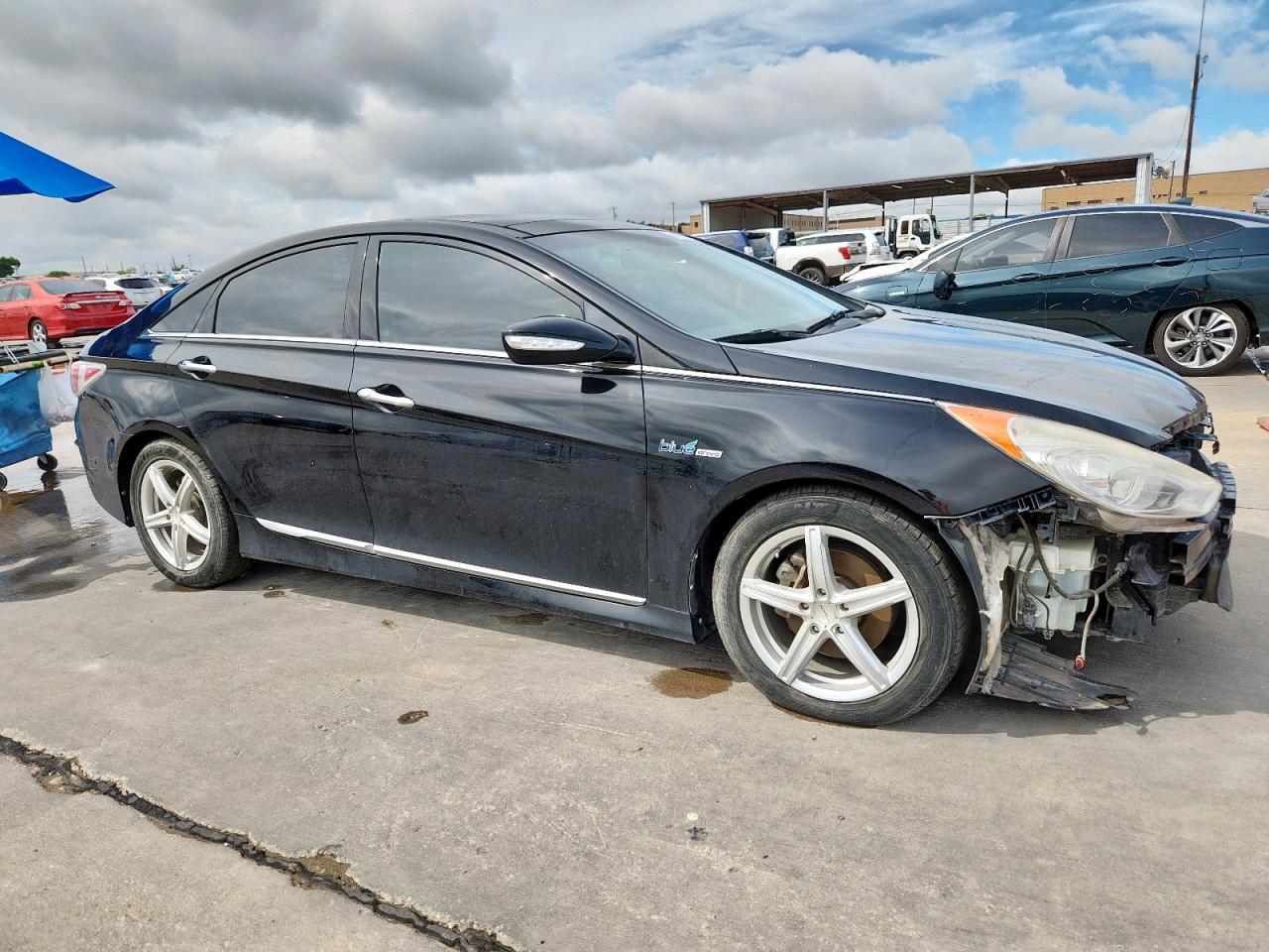 2015 Hyundai Sonata Hybrid - Image 4