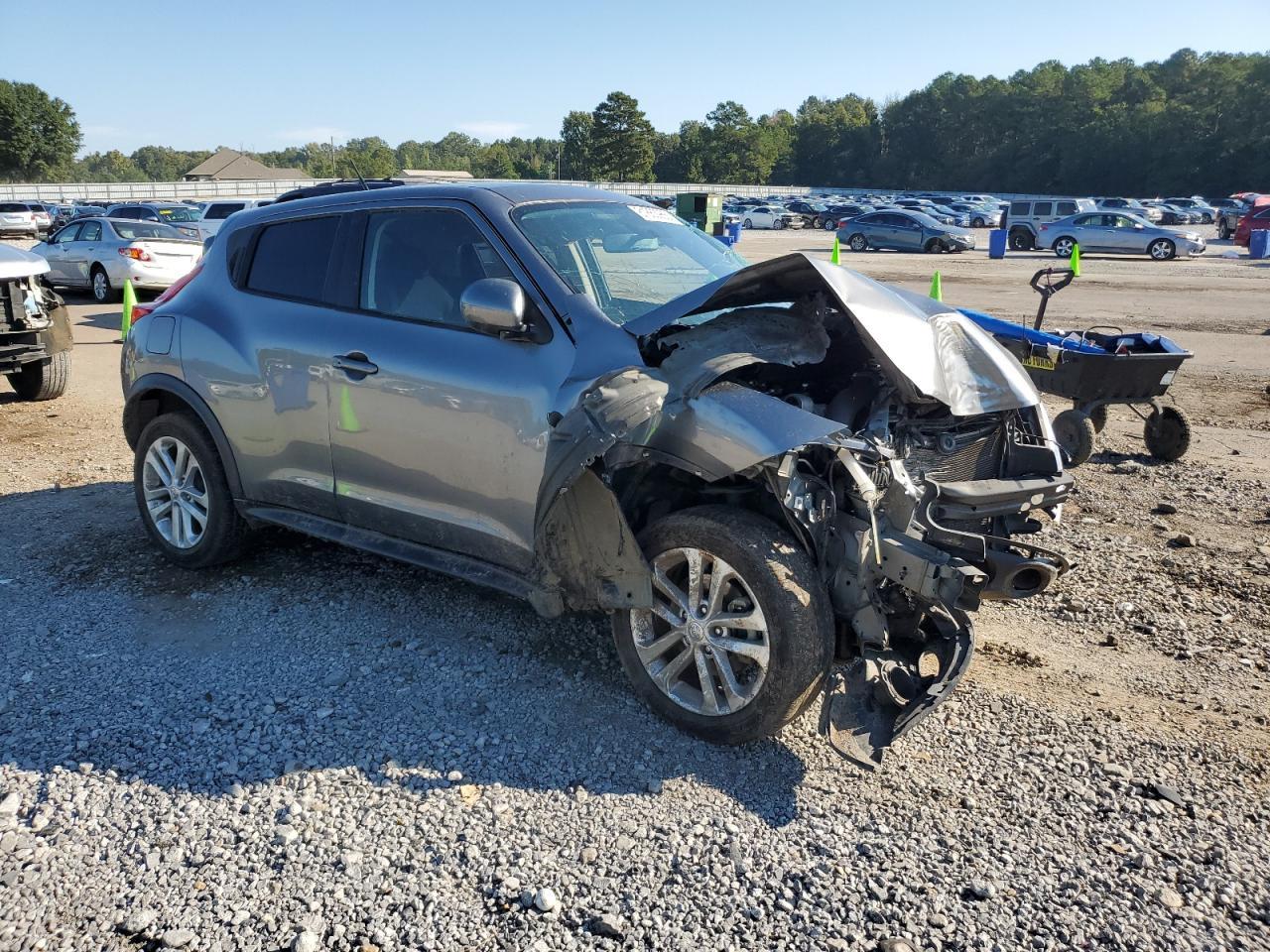 2014 Nissan Juke S - Image 4